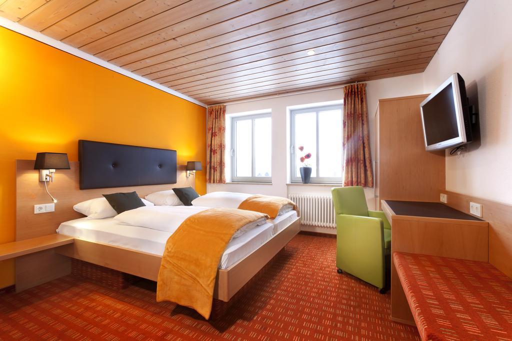 Hotel Waldhorn Κέμπτεν Δωμάτιο φωτογραφία