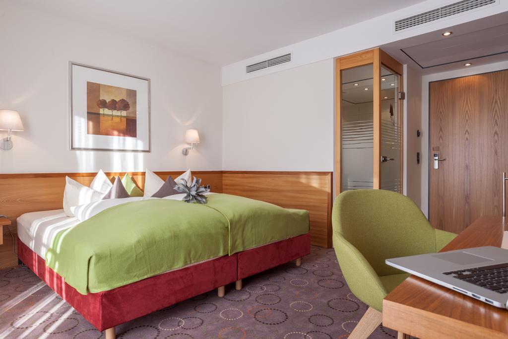 Hotel Waldhorn Κέμπτεν Εξωτερικό φωτογραφία